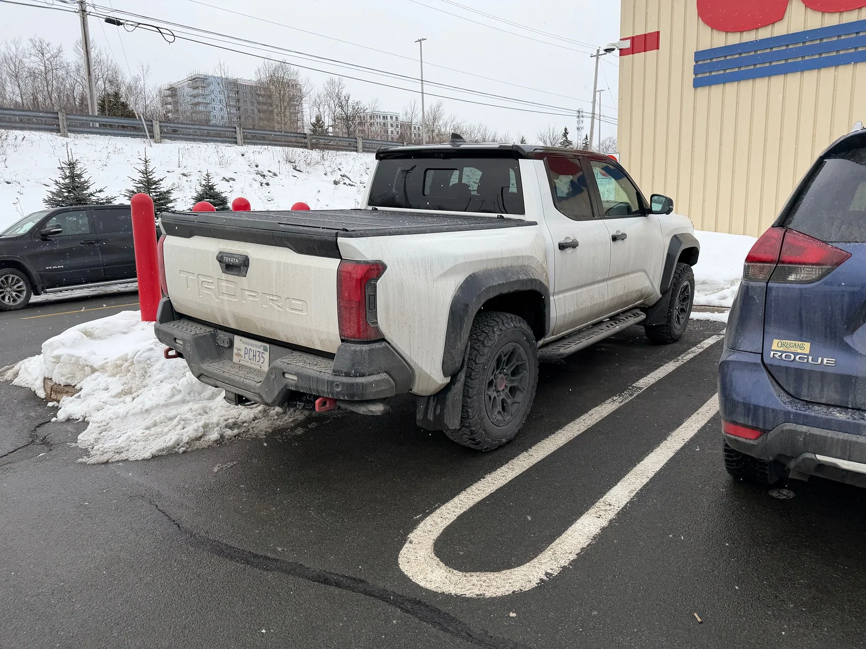 2024 Tacoma What did you do TO / WITH your 4th gen Tacoma today?! 👨‍🏭 🧰 📸 IMG_0164