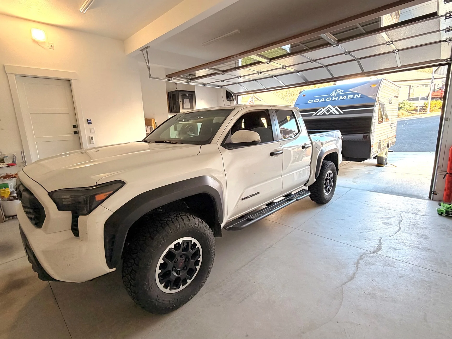 2024 Tacoma What did you do TO / WITH your 4th gen Tacoma today?! 👨‍🏭 🧰 📸 IMG_2128