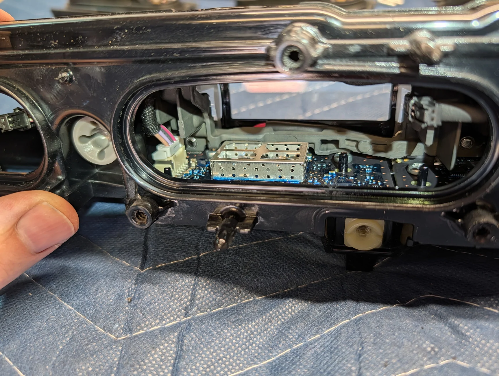 2024 Tacoma OEM TRAIL HUNTER LIGHT BAR Question 1771551355397-05