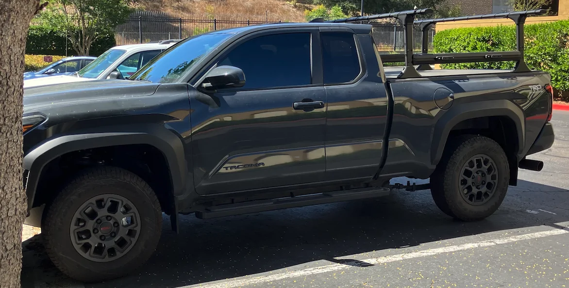 2024 Tacoma TRD PreRunner RWD XtraCab 6-ft bed crtthry2