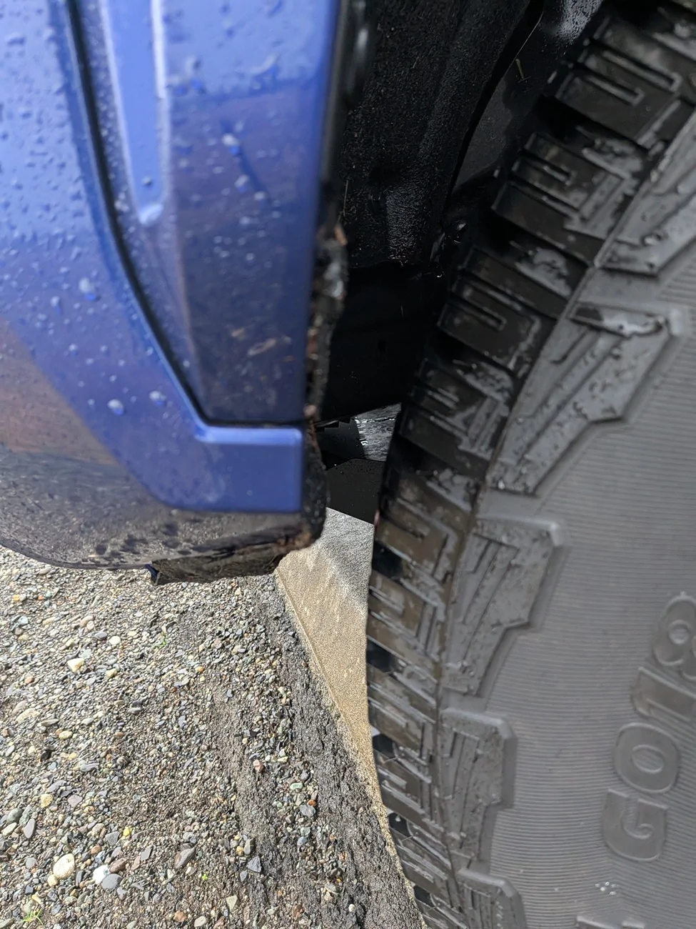 2024 Tacoma FITMENT CHECK: 275/70/18 tires PXL_20260112_175335990