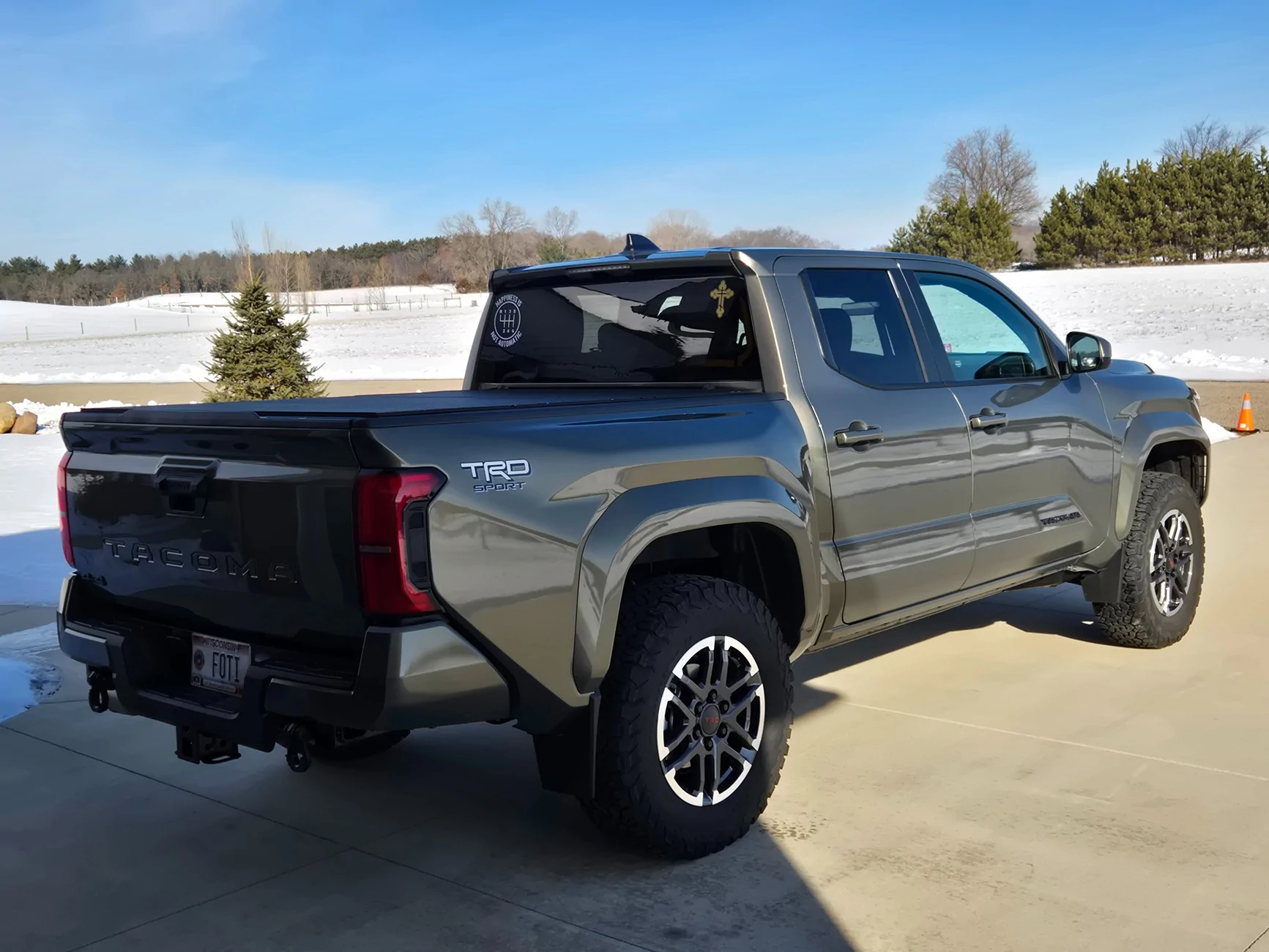 2024 Tacoma What did you do TO / WITH your 4th gen Tacoma today?! 👨‍🏭 🧰 📸 1000019370