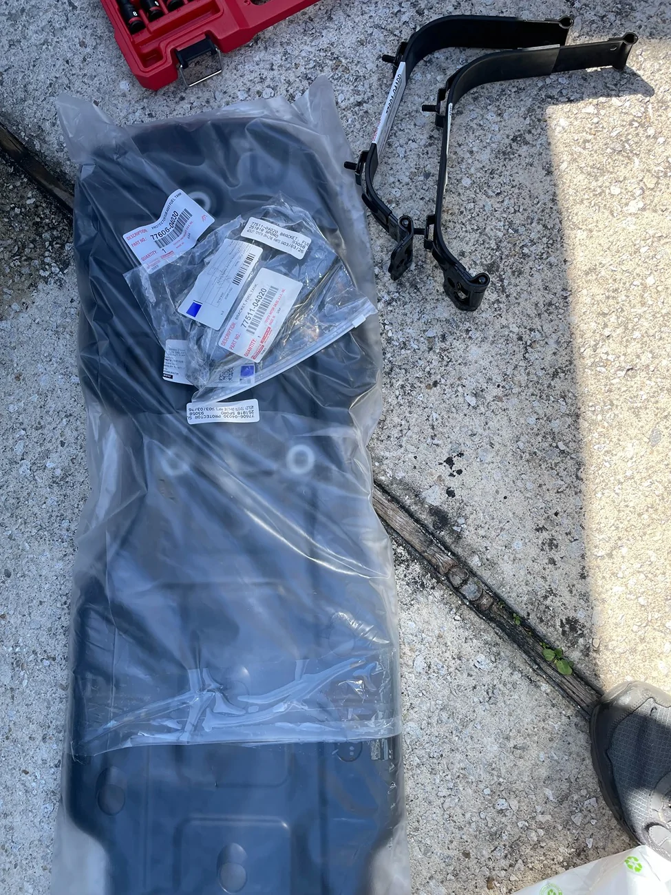 2024 Tacoma What did you do TO / WITH your 4th gen Tacoma today?! 👨‍🏭 🧰 📸 IMG_1754