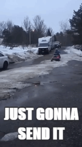 2024 Tacoma Trailhunter stuck in middle of the river EjSItTl