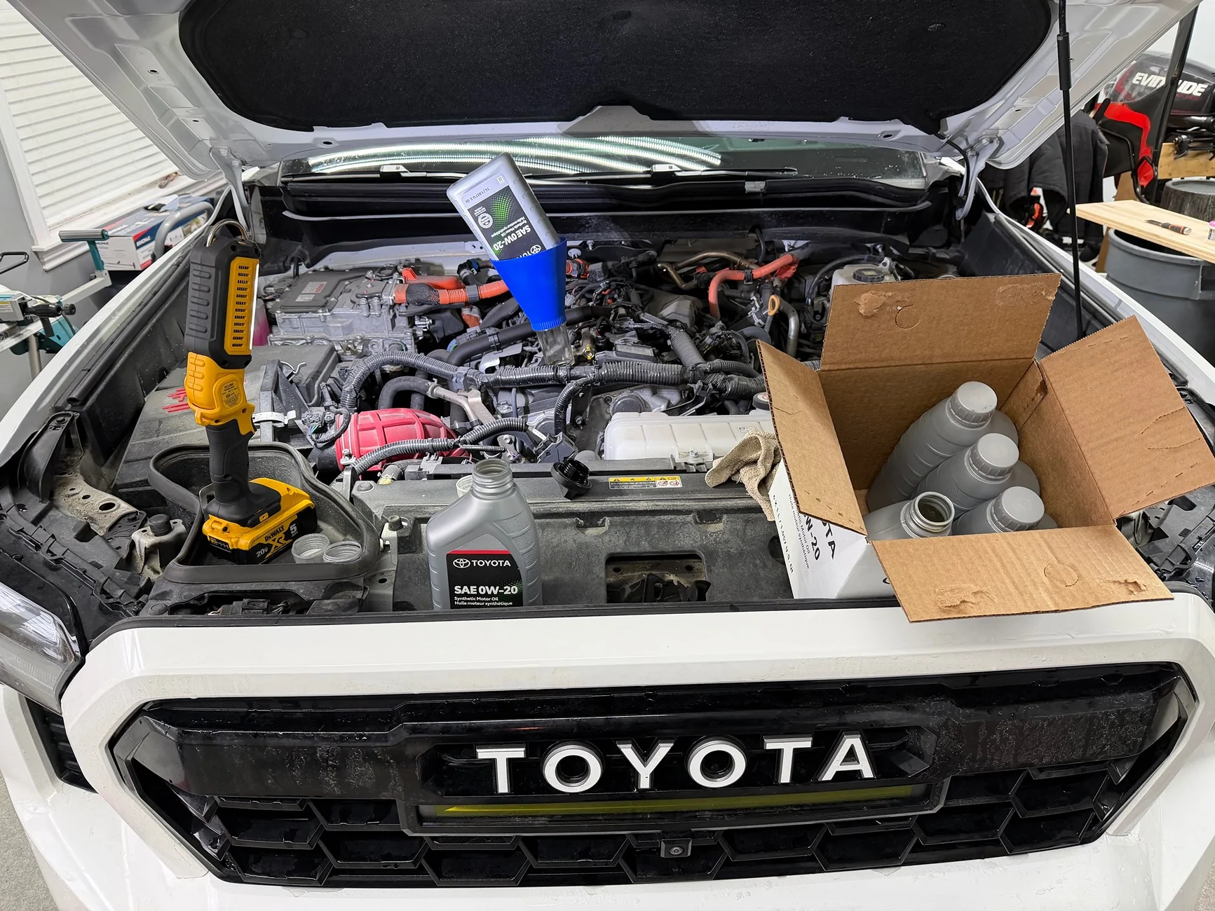 2024 Tacoma What did you do TO / WITH your 4th gen Tacoma today?! 👨‍🏭 🧰 📸 IMG_0621