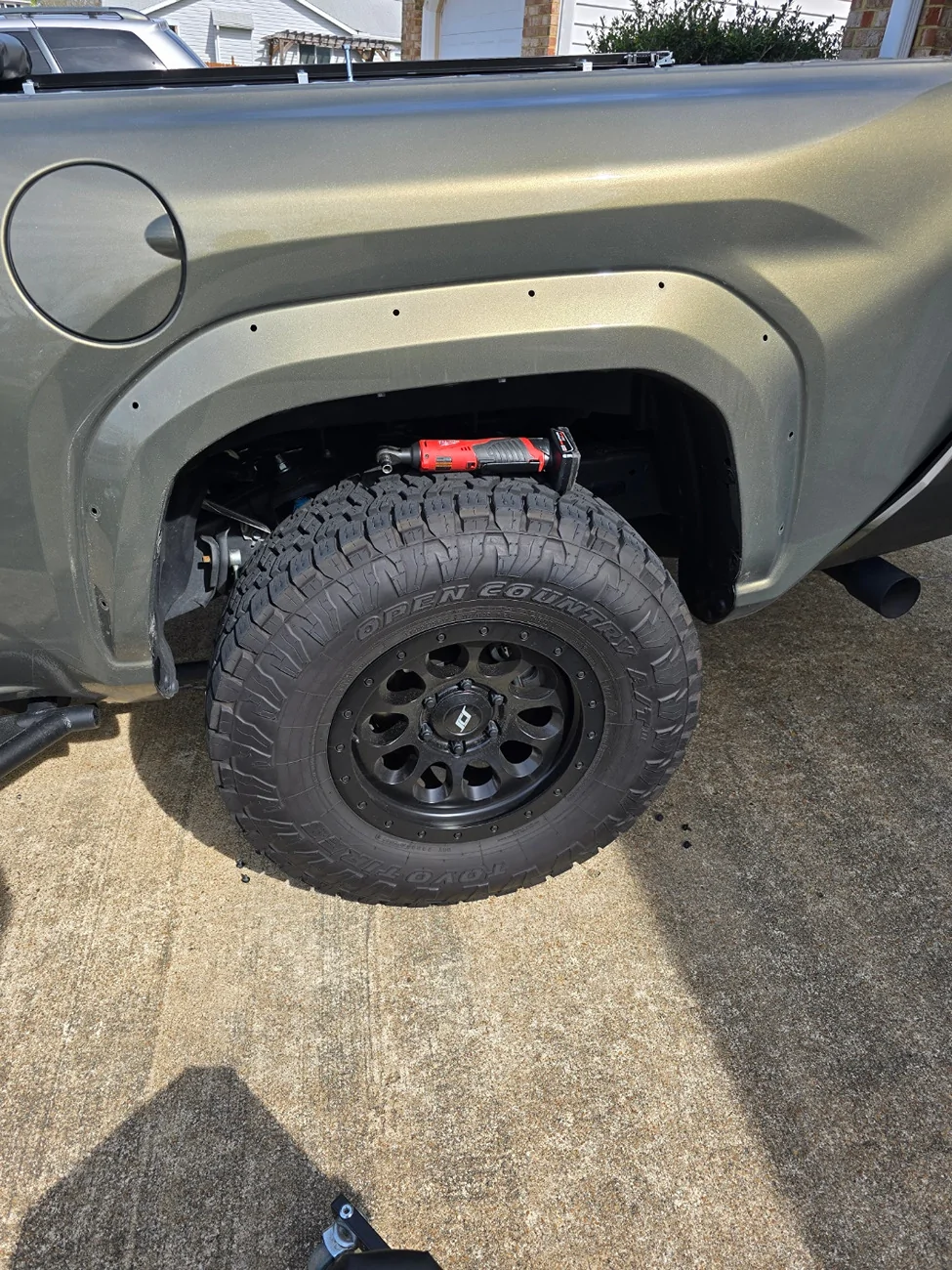 2024 Tacoma Bed Cap Scene Light Installation 20260314_110727