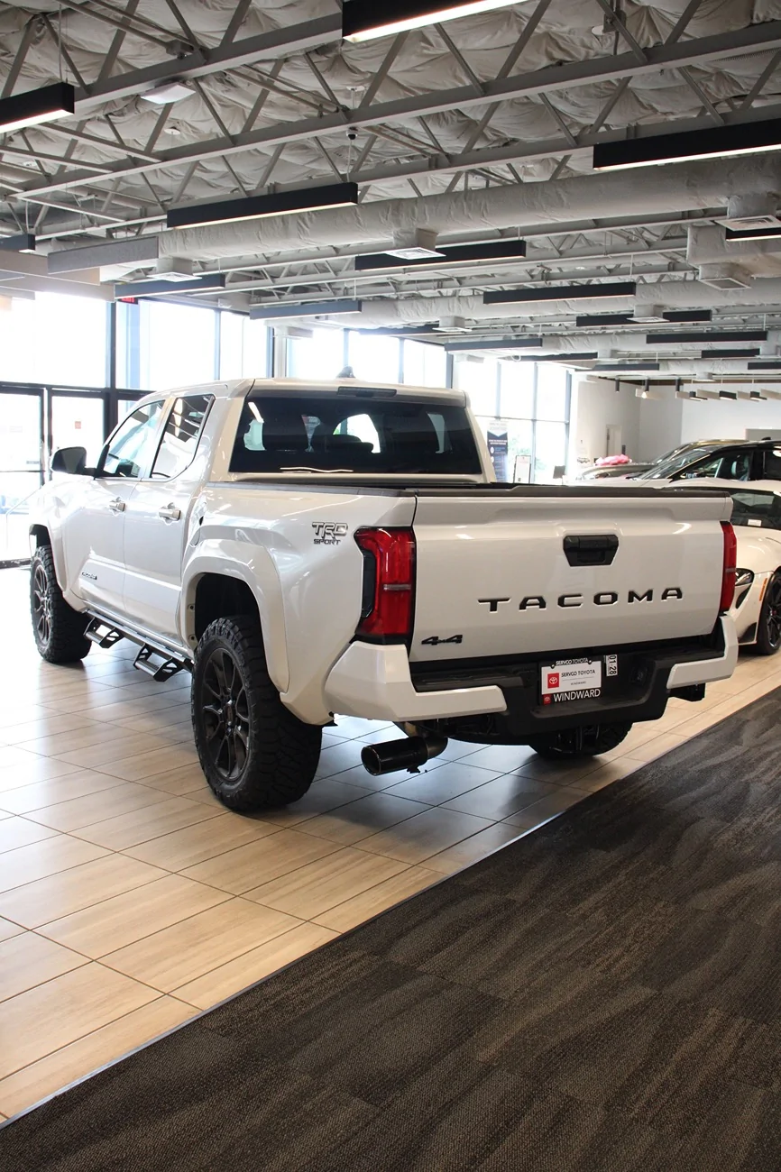 2024 Tacoma 18" TRD Wheels +45mm & 275/70R18 on TRD Offroad Premium. Anybody? IMG_9142