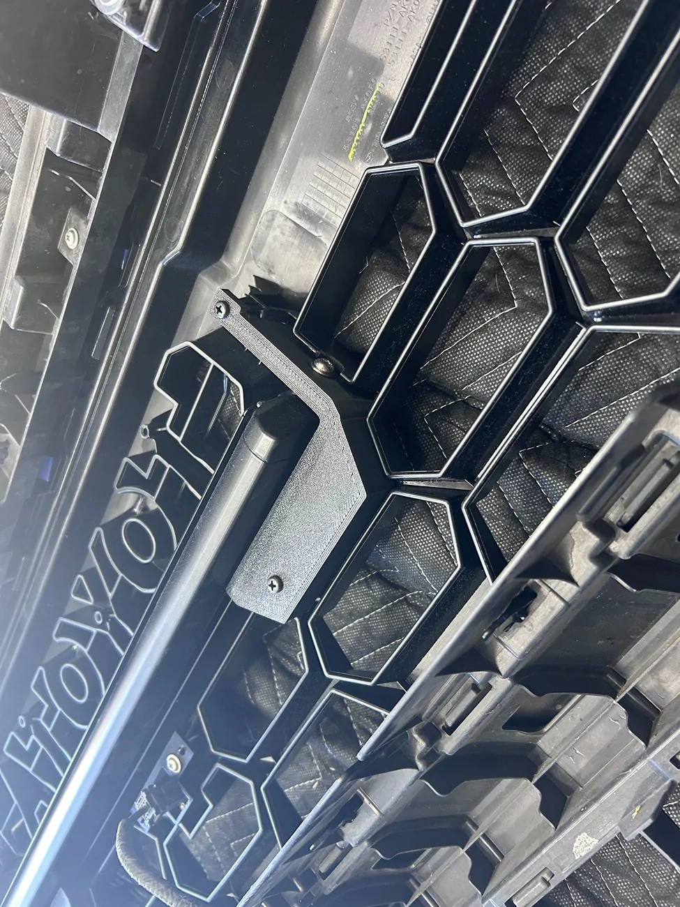 2024 Tacoma Heritage Grill - Light bar vibration issues IMG_8057