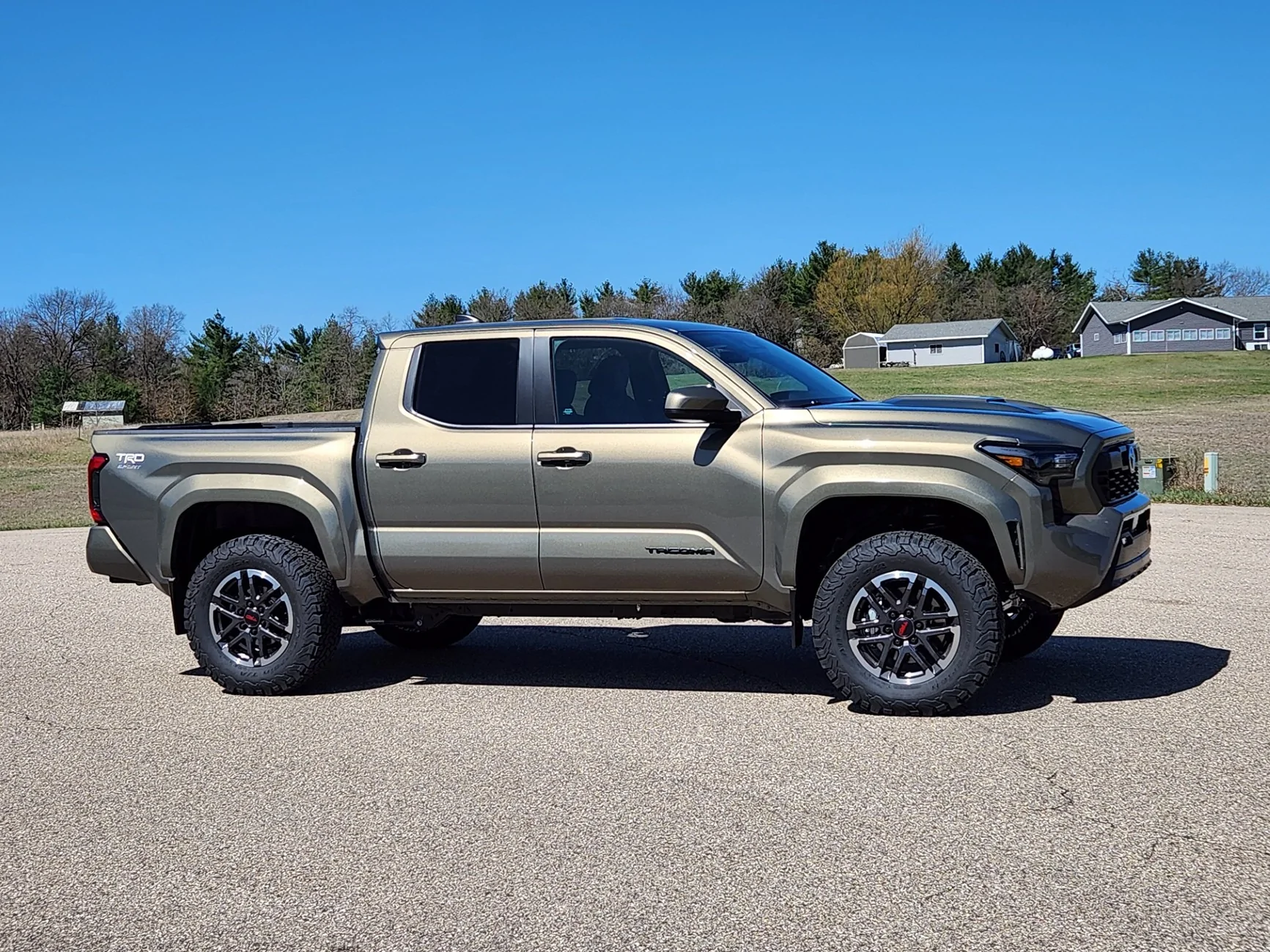 2024 Tacoma lifted Tacomas getting insurance cancelled Torque News reports thumbnail_20240415_111138