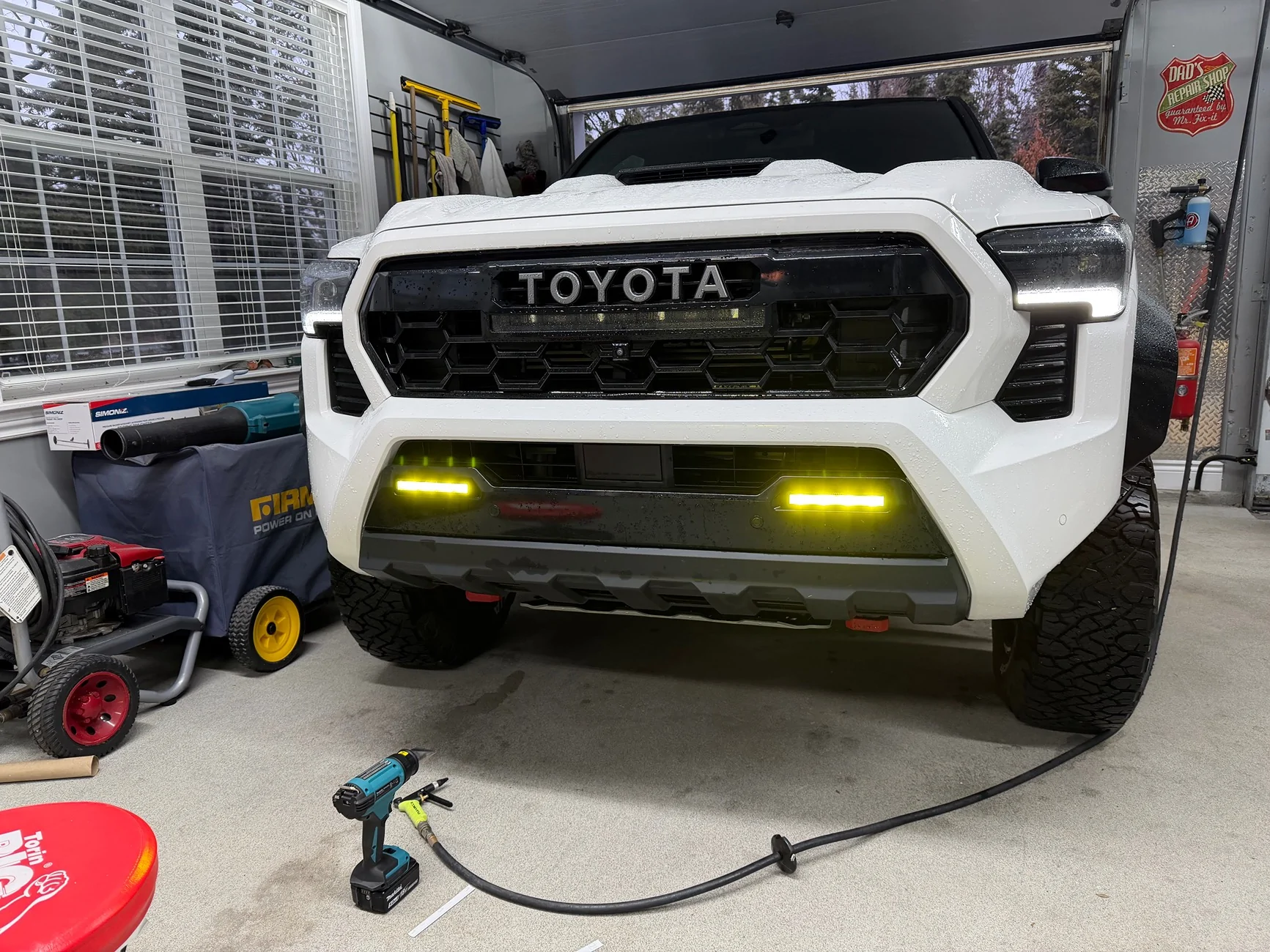 2024 Tacoma What did you do TO / WITH your 4th gen Tacoma today?! 👨‍🏭 🧰 📸 IMG_0906