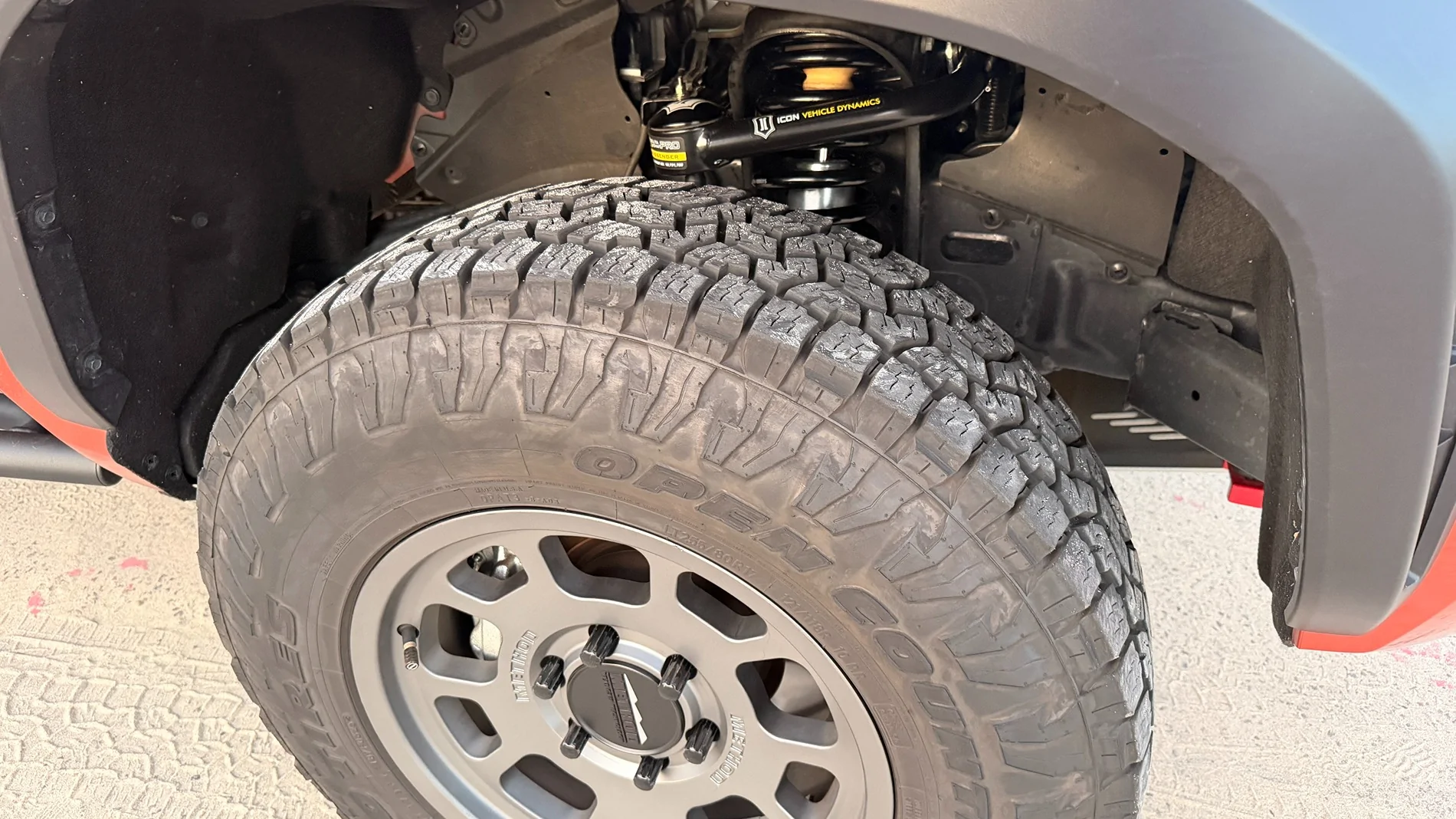 2024 Tacoma Rutsy's Terra Off Road with Pizza Cutters - Toyo Open Country 255/80/17 with Method 705 +35 in Titanium IMG_9117