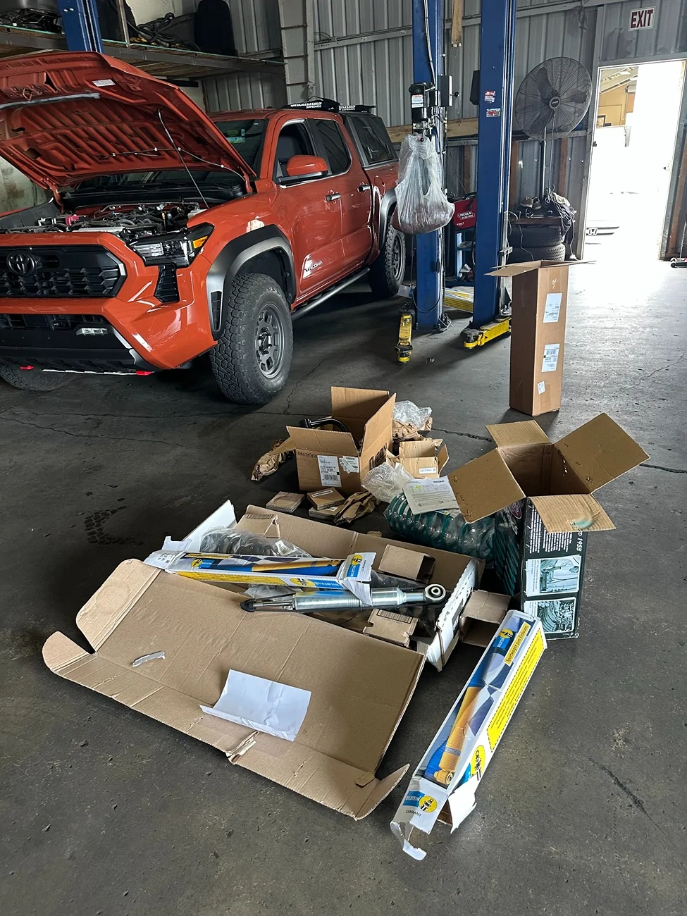 2024 Tacoma Installed: Bilstein 6112 / 6110, Icon UCAs, Dobinson 817 rear springs IMG_7350