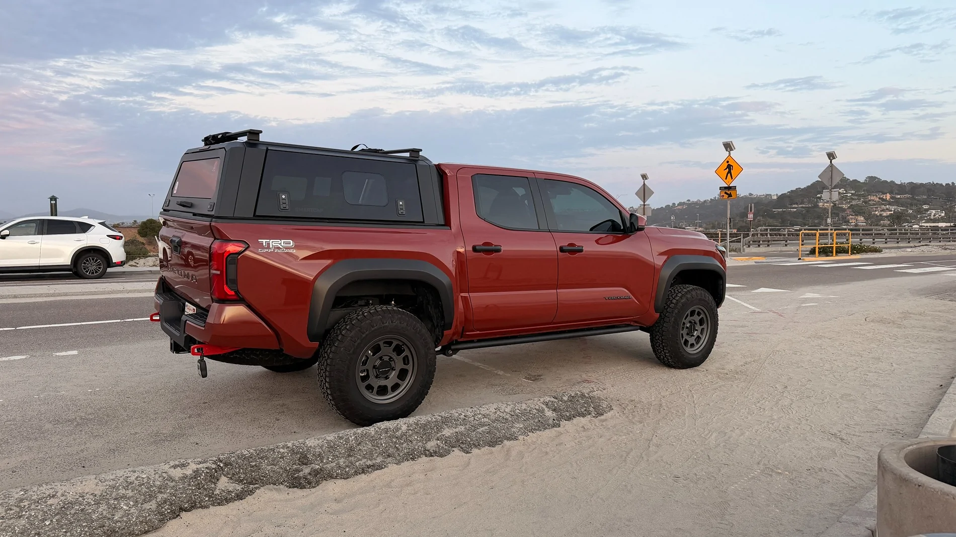 2024 Tacoma Installed: Bilstein 6112 / 6110, Icon UCAs, Dobinson 817 rear springs IMG_9123
