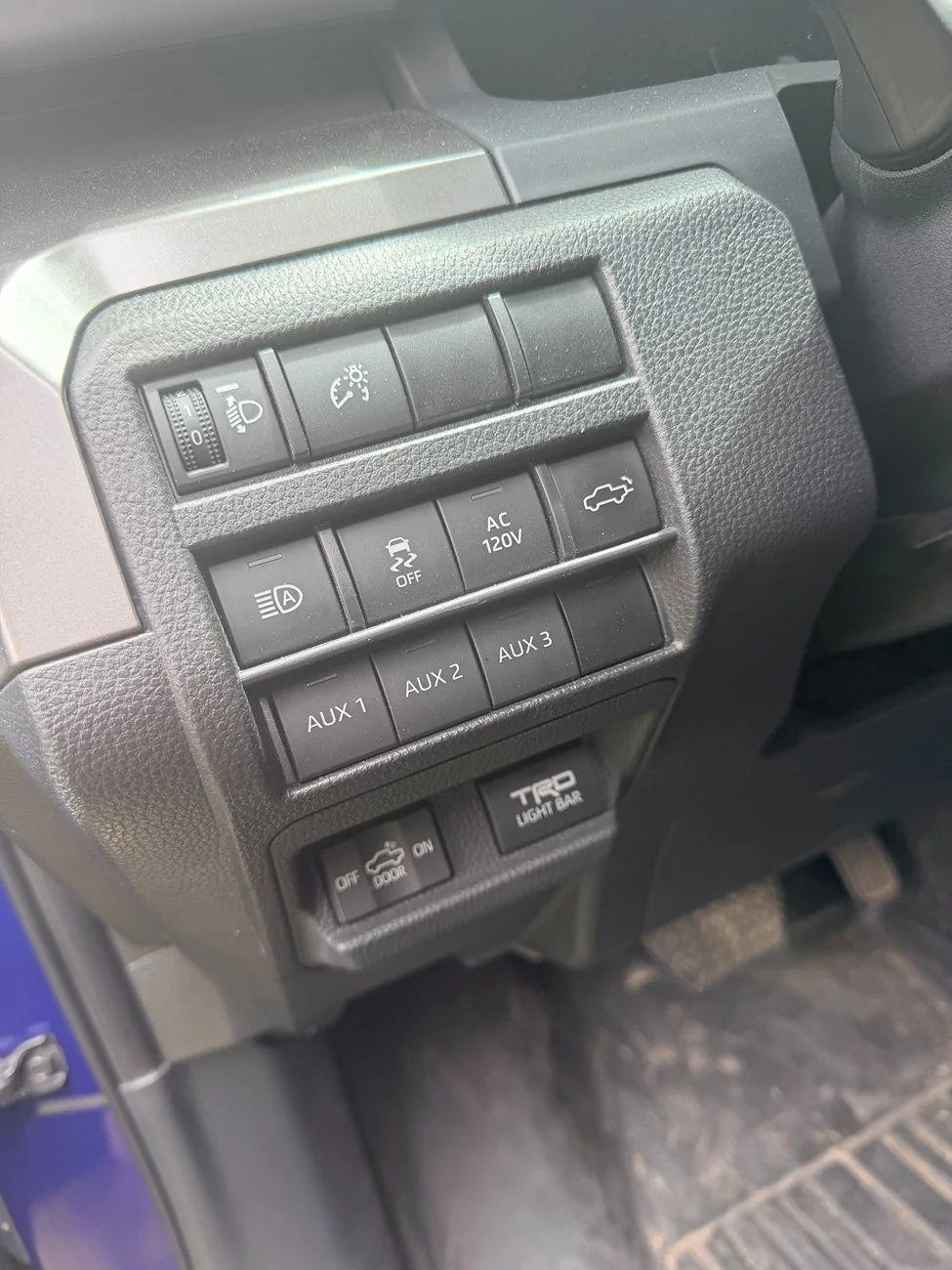 2024 Tacoma Can I get some pointers for the Pro Grille & Lightbar ? IMG_8347