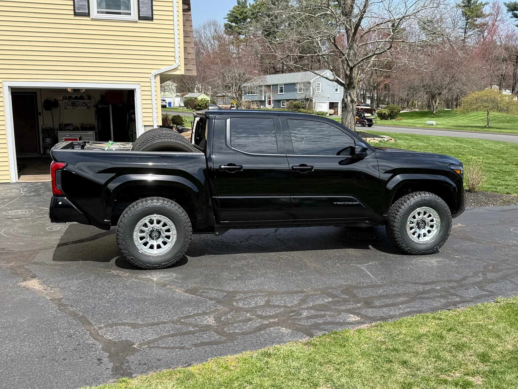 2024 Tacoma What did you do TO / WITH your 4th gen Tacoma today?! 👨‍🏭 🧰 📸 IMG_3696