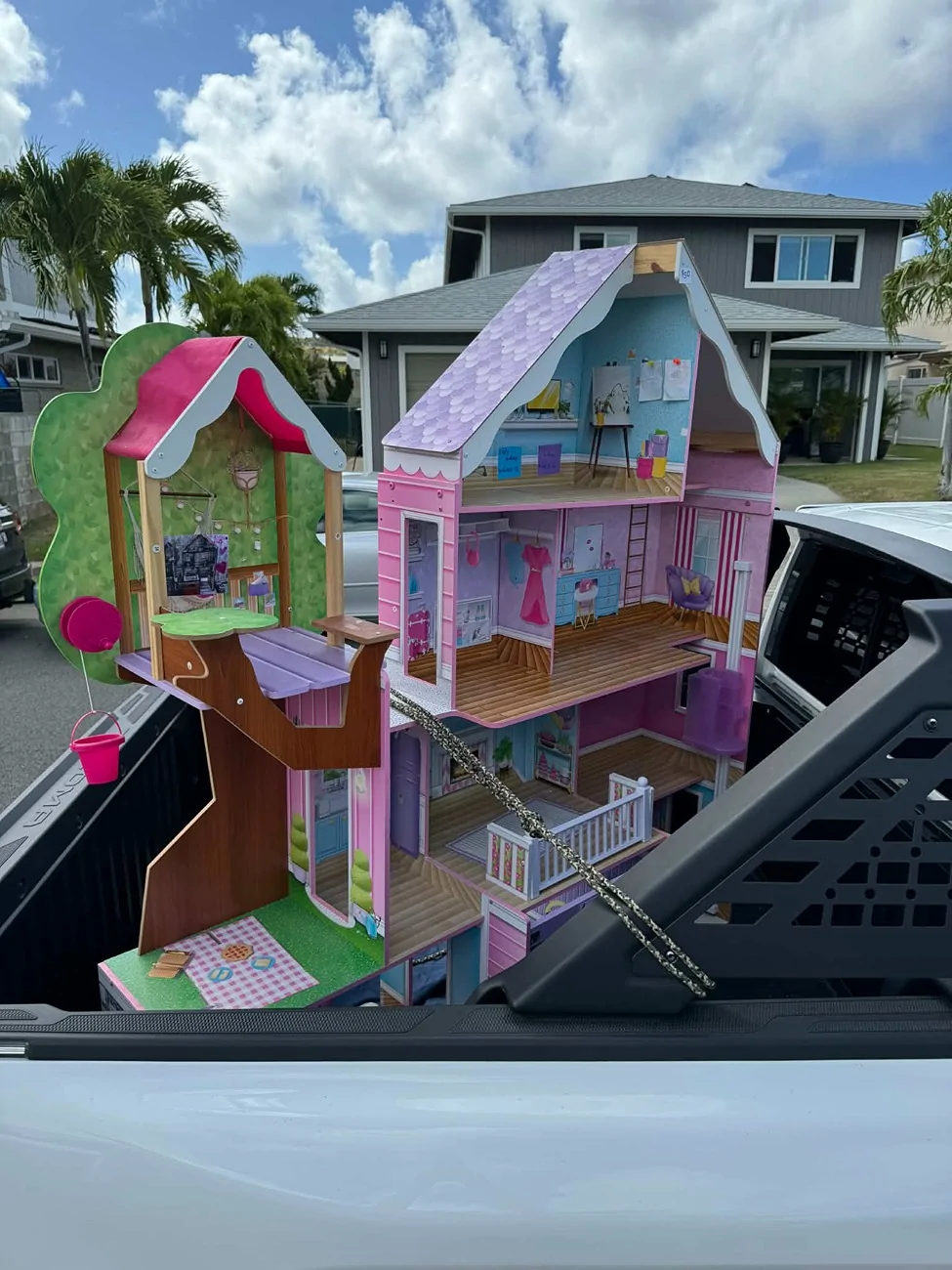 PLAY HOUSE.webp