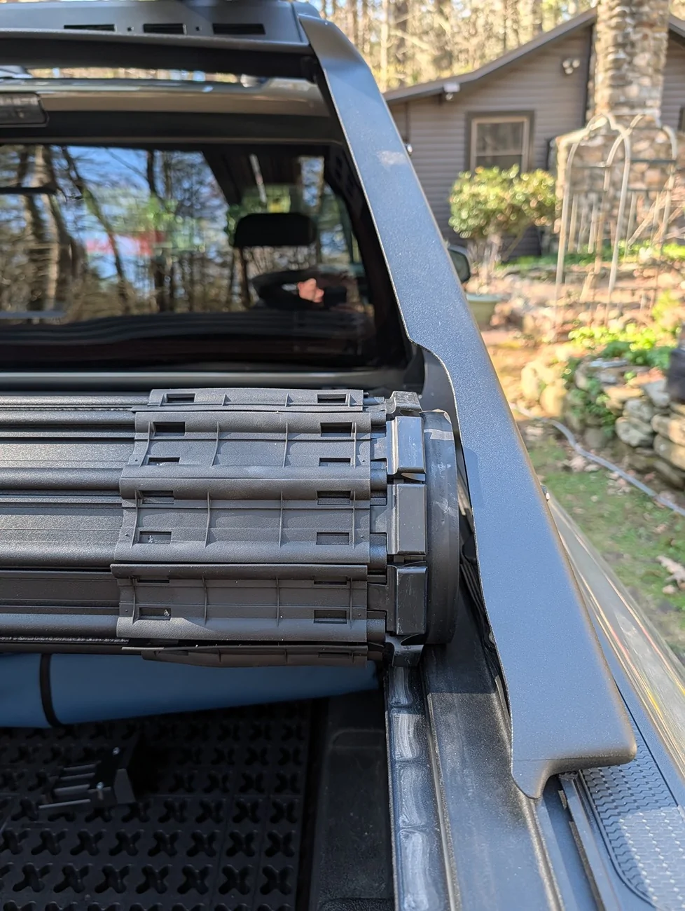 2024 Tacoma Installation of Bak X4TS tonneau with modded OEM ARB Sport Bar PXL_20260411_201510379