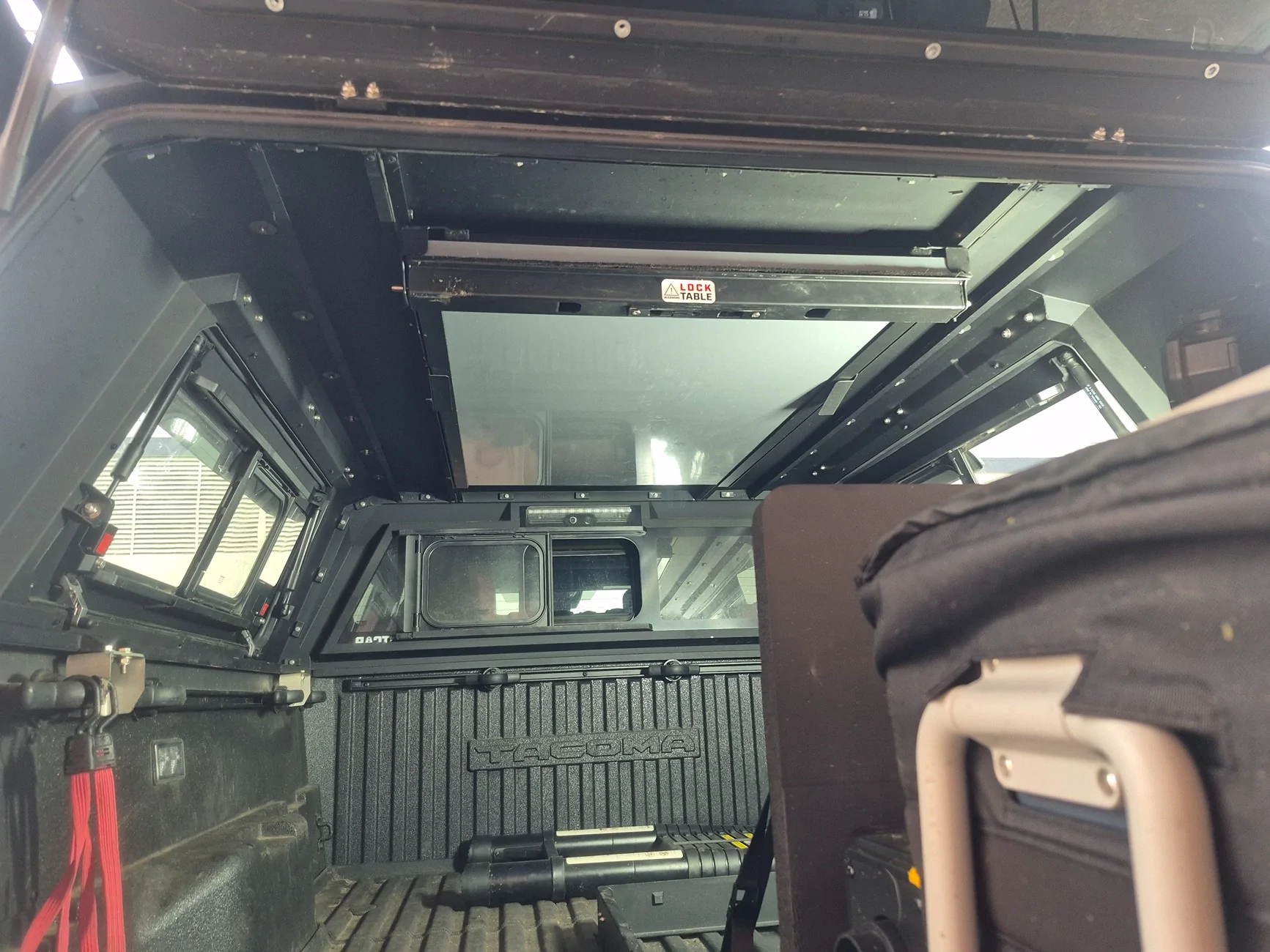 2024 Tacoma Kingpin Equipped F-Series LED Lights - SmartCap 17766112278594901844272874285371