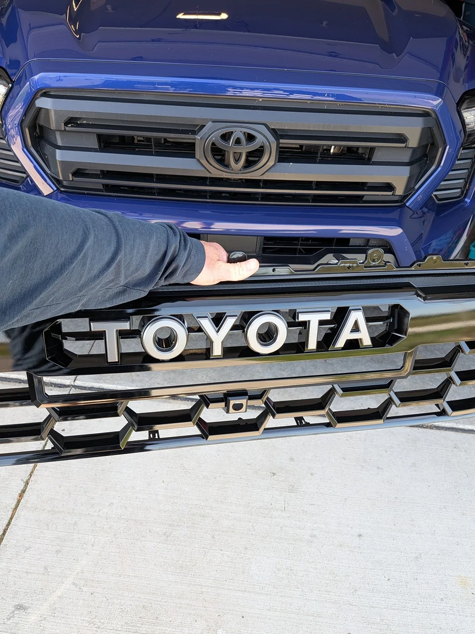 2024 Tacoma What did you do TO / WITH your 4th gen Tacoma today?! 👨‍🏭 🧰 📸 PXL_20260420_190449118