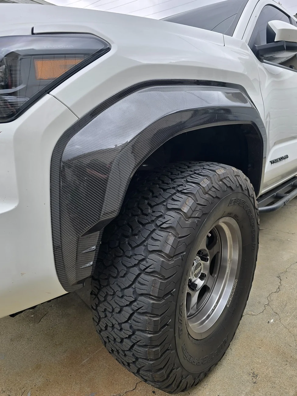 2024 Tacoma Alternative mounting options for NYTOP / fender flares (no 3M tape)? 20260421_143220