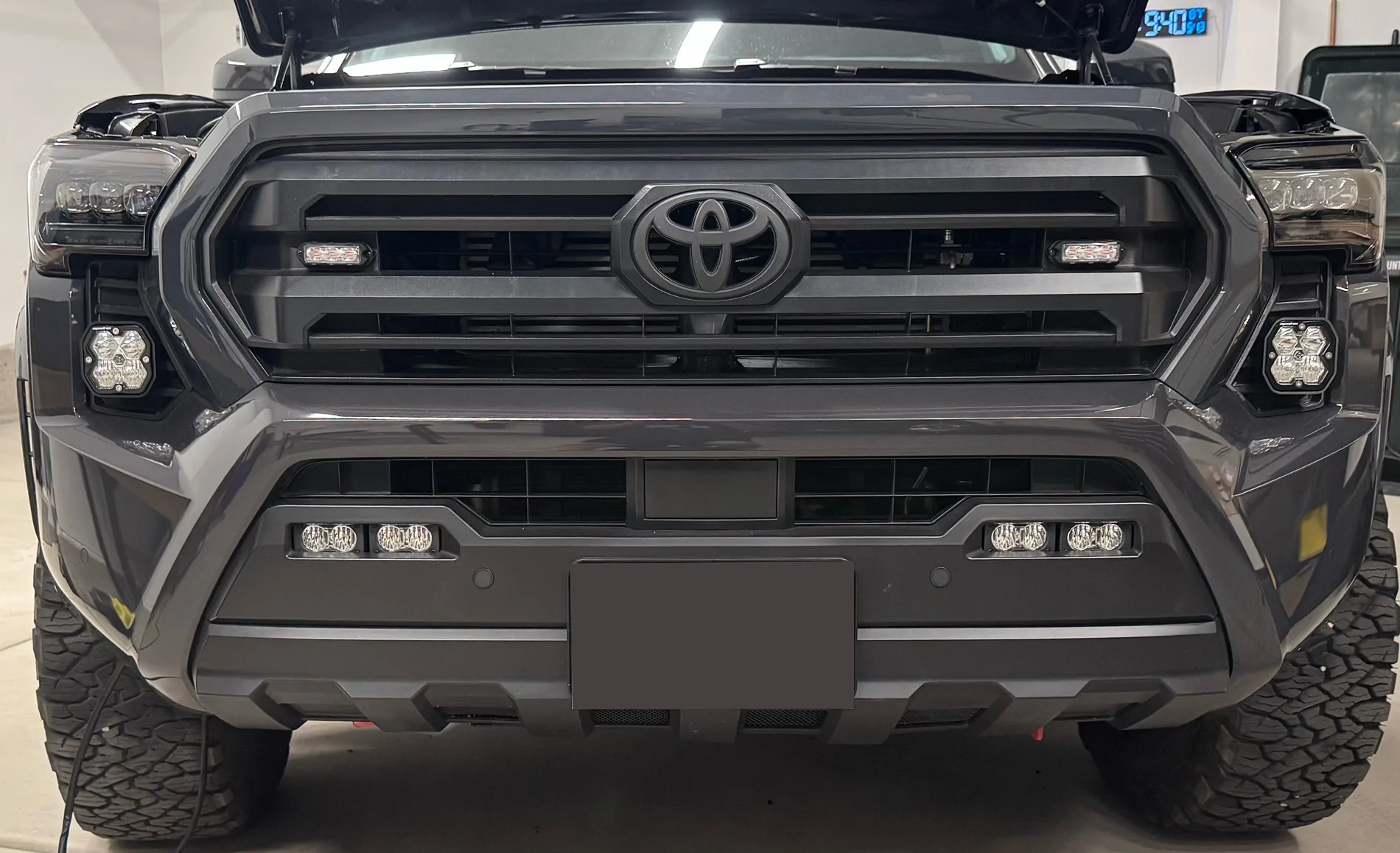 2024 Tacoma Baja Designs Squadron 2.0 (w/ Baja 686 Vent Cover) baja20_3