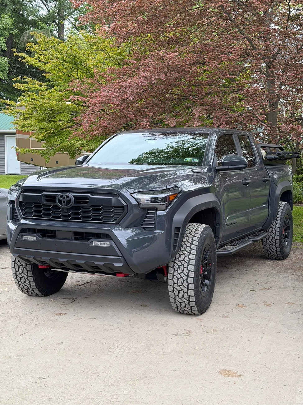 2024 Tacoma Anyone with the Westcott Collar Lift and KO3s? IMG_8571