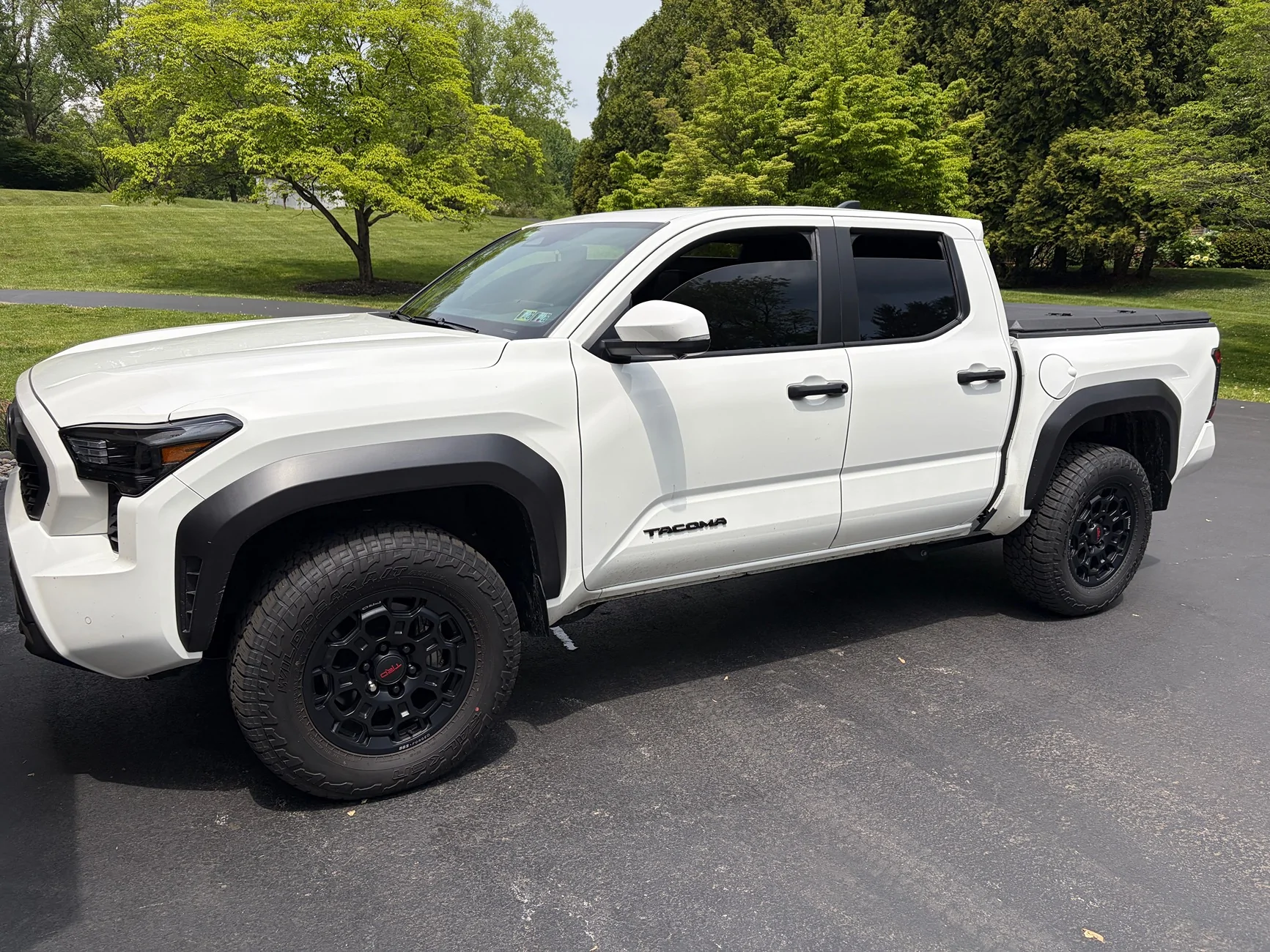 2024 Tacoma 275/70/18 tires with Land Cruiser Wheels on TRD ORP IMG_8074