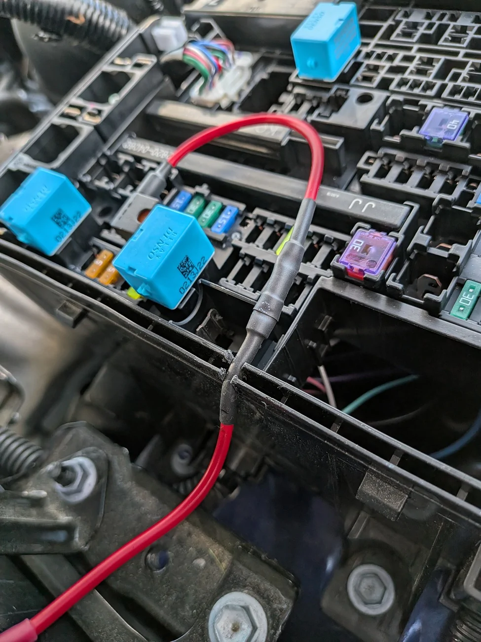 2024 Tacoma Quick question for those using an Add-A-Fuse in the engine bay fuse box. 3526