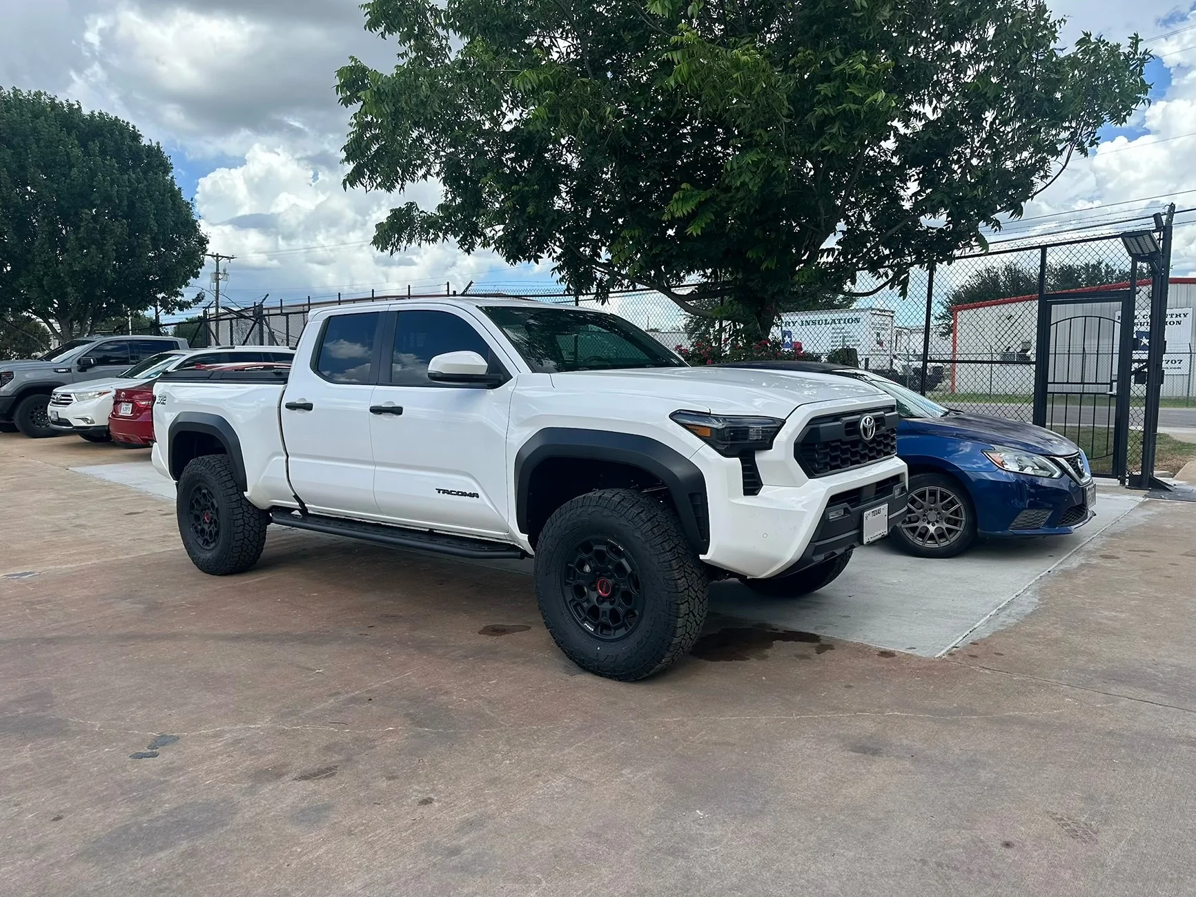 2024 Tacoma Installed: Bilstein 6112 / 6110, Icon UCAs, Dobinson 817 rear springs IMG_0799