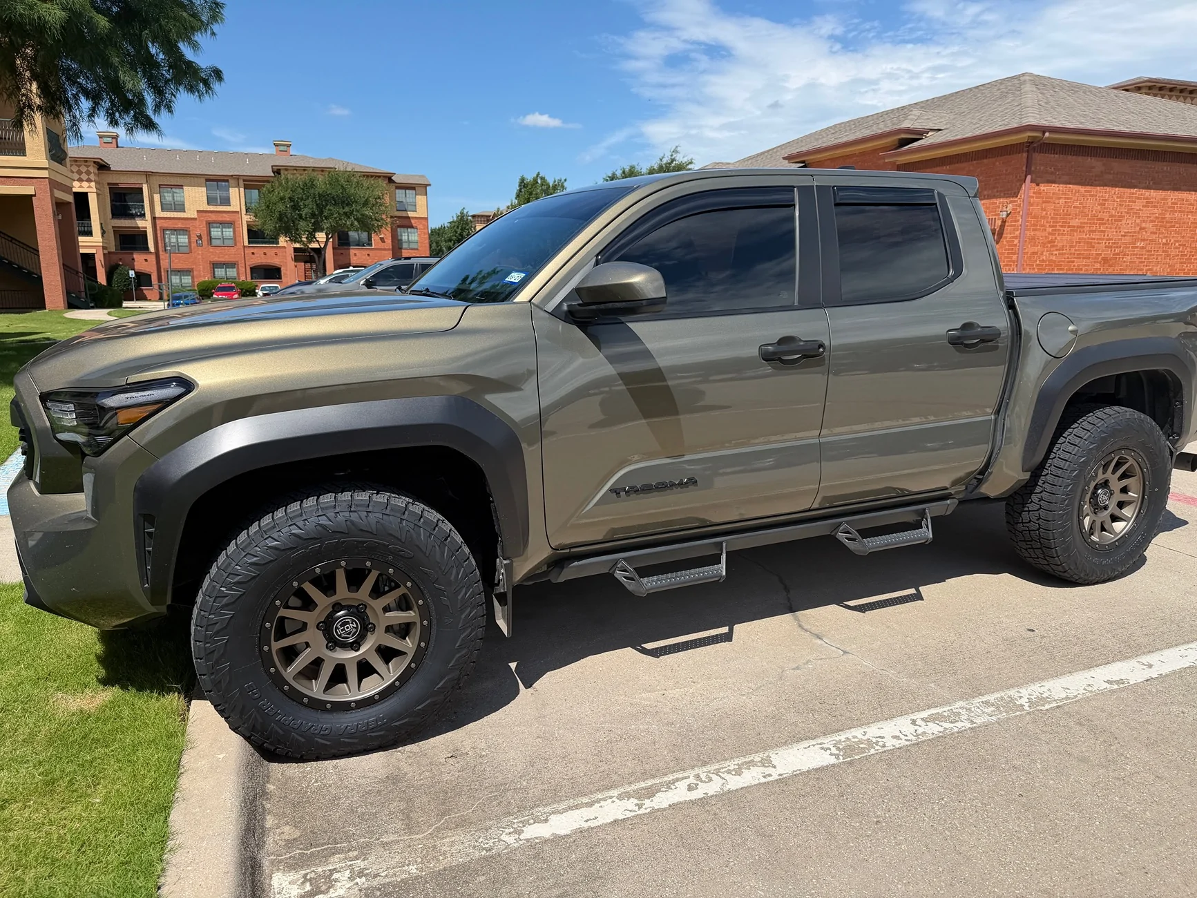 2024 Tacoma Nitto & Icon Wheel Combo IMG_1692