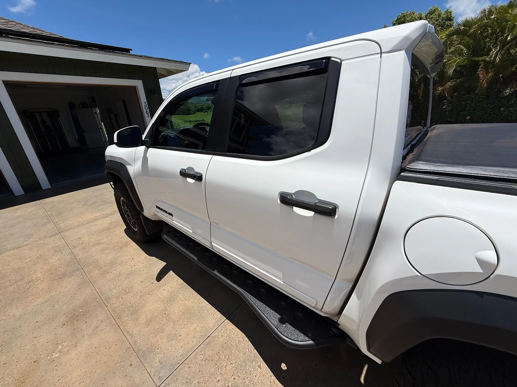 2024 Tacoma Cali Raised sliders & Sxth axle dump installed IMG_2785