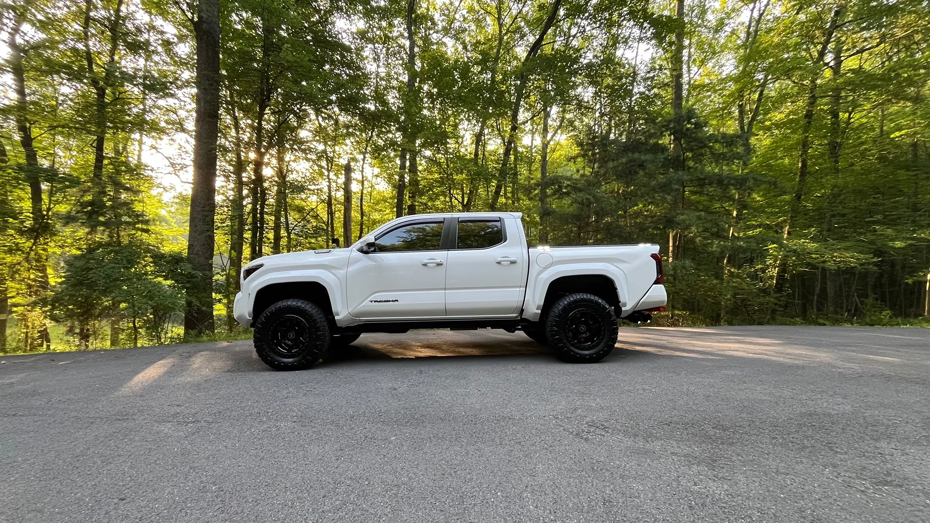 2024 Tacoma TRD lift vs Billstein 5100 or 6112. IMG_8308