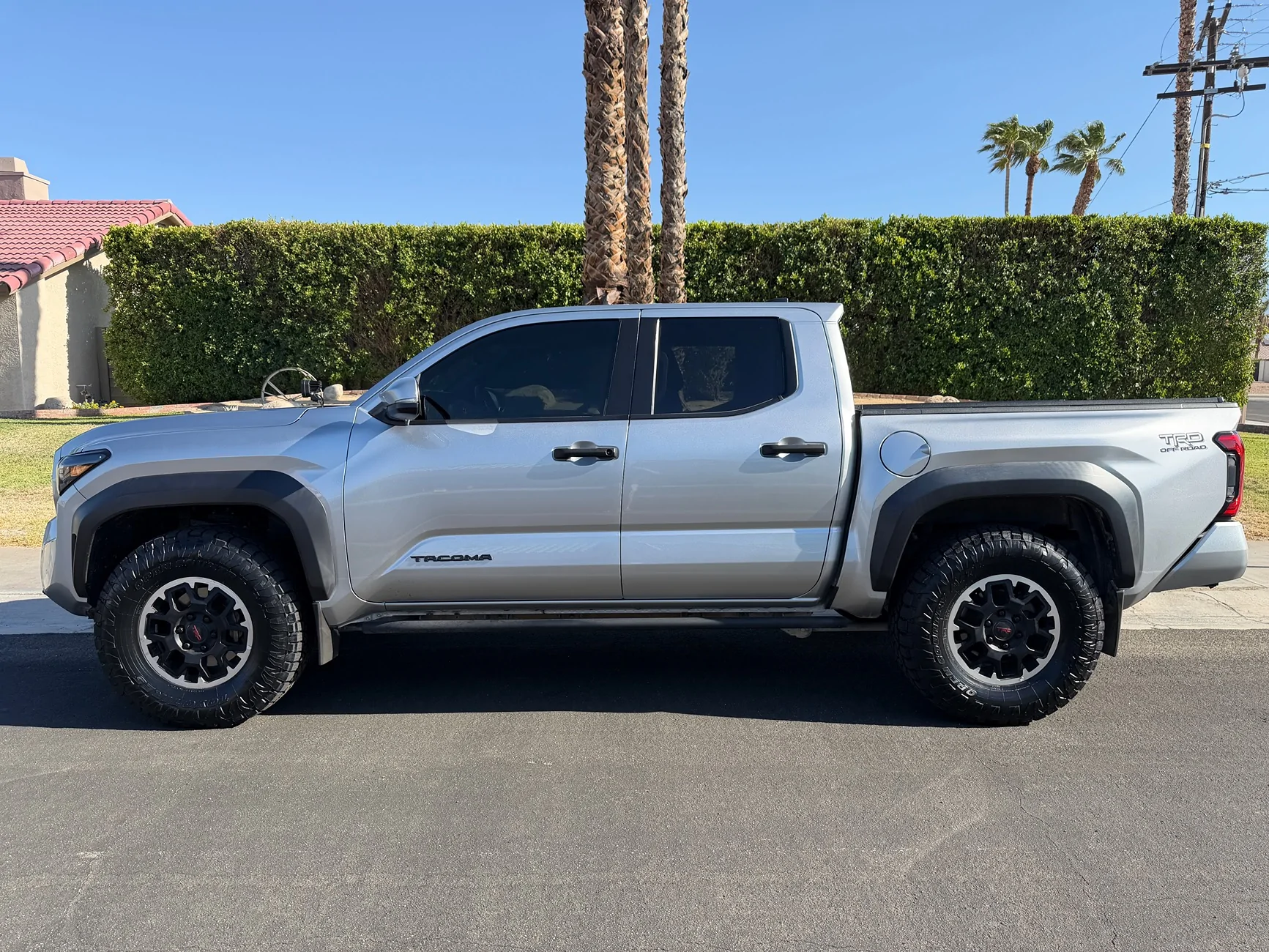 2024 Tacoma 285/75R17 tires fit a stock 2024 TRD Off-Road, no rubbing IMG_3772