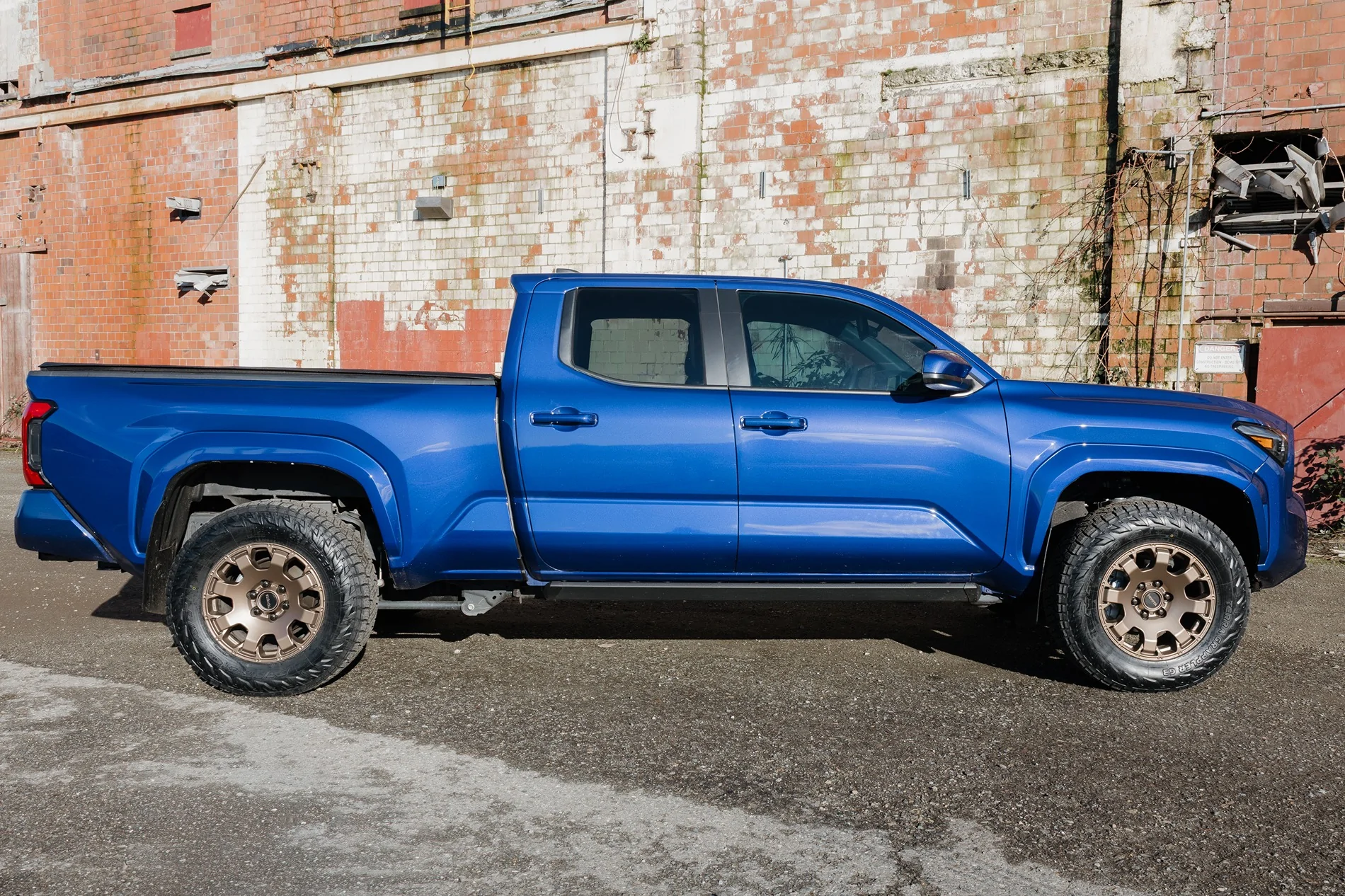 2024 Tacoma 275/70R18 KO3's do NOT fit on a 2024 Trailhunter with Canadian mudflats Tires3