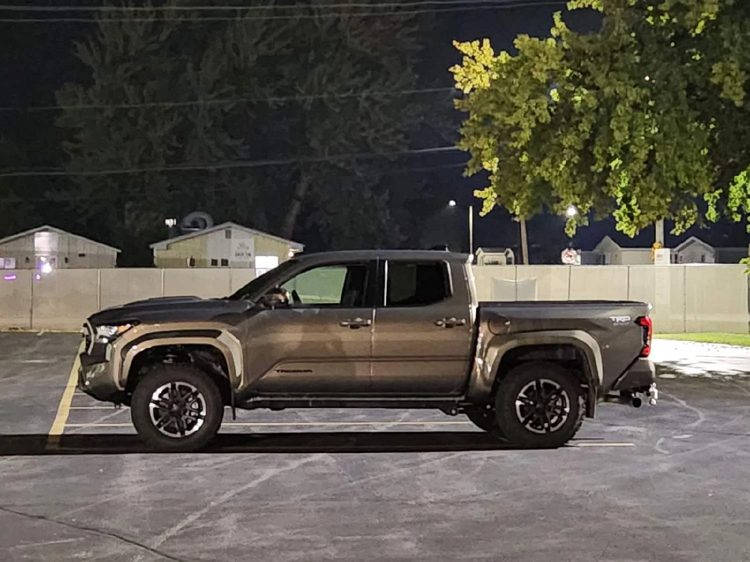 2024 Tacoma 275/70R18 KO3's do NOT fit on a 2024 Trailhunter with Canadian mudflats image000001 (2)