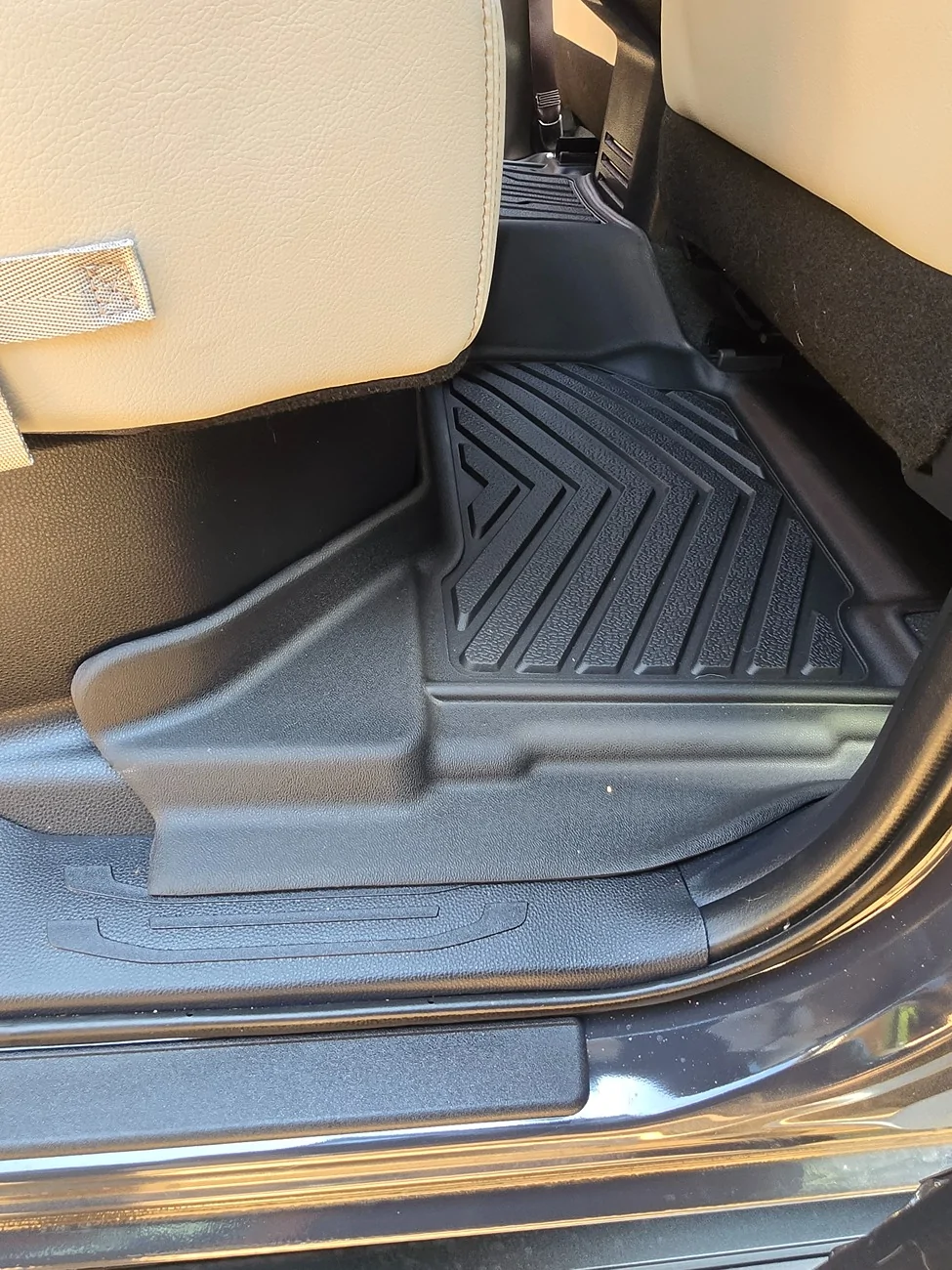 2024 Tacoma 🚗 Tacoma Owners: What Makes the Perfect Car Vacuum Cleaner? (Quick Survey) 1000058154