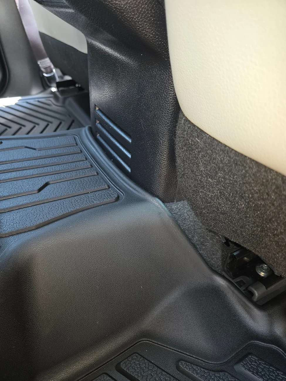 2024 Tacoma 🚗 Tacoma Owners: What Makes the Perfect Car Vacuum Cleaner? (Quick Survey) 1000058162