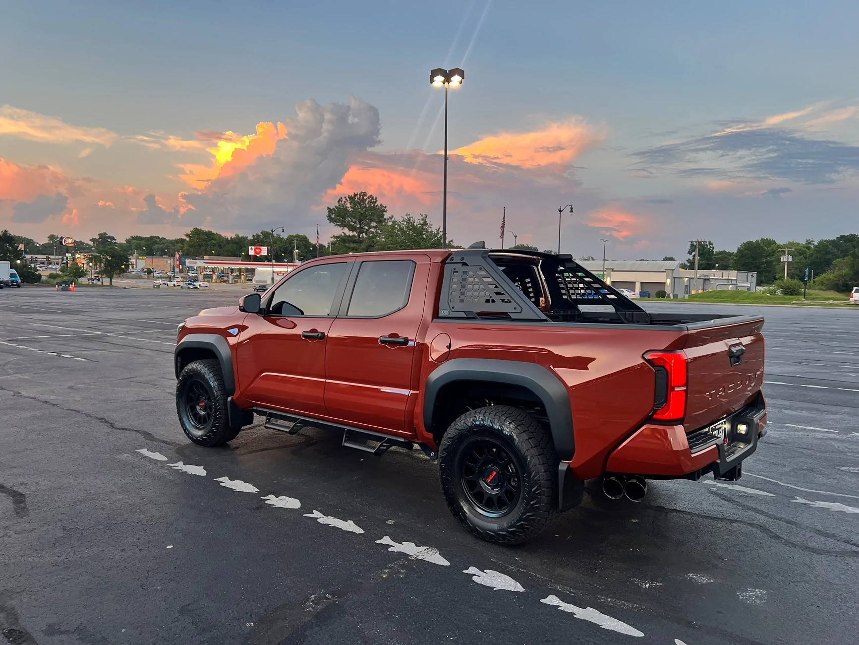 2024 Tacoma 33's (285/70/17 tires) with 703 Method wheels (+35 offset) on factory suspension 2024 Tacoma TRD Off-Road IMG_7180
