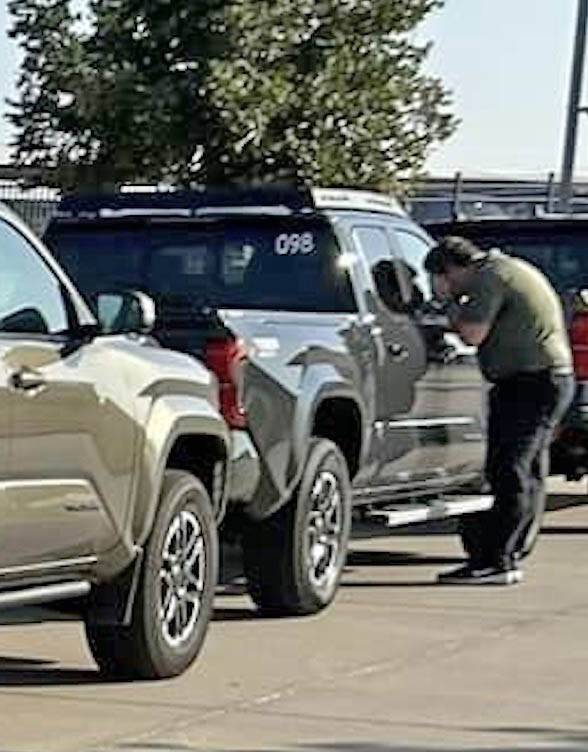 2024 Tacoma UNDERGROUND 2024 Tacoma Thread (4th Gen) Underground 2024 Tacoma TRD Offroad side steps roof rack