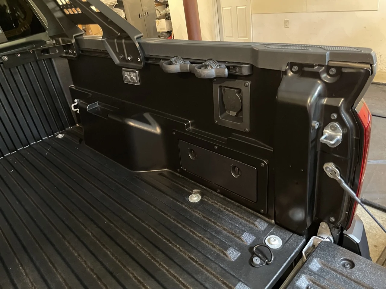 2024 Tacoma ARB Sport Bar + tonneau cover combination -- how to have both (my solution) IMG_4240L
