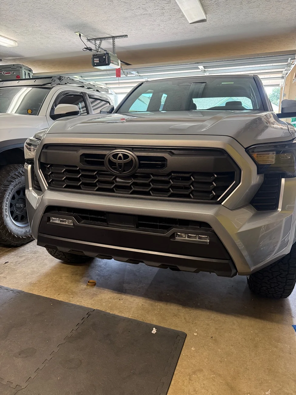 2024 Tacoma What did you do TO / WITH your 4th gen Tacoma today?! 👨‍🏭 🧰 📸 IMG_0901