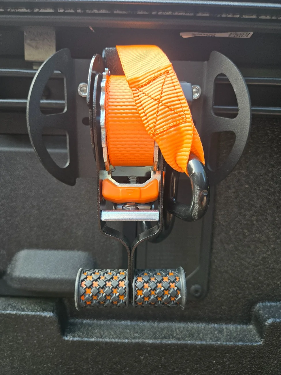 2024 Tacoma Mabett Ratchet Straps for Tacoma Bed Rails - installed review & photos 20260817_094736