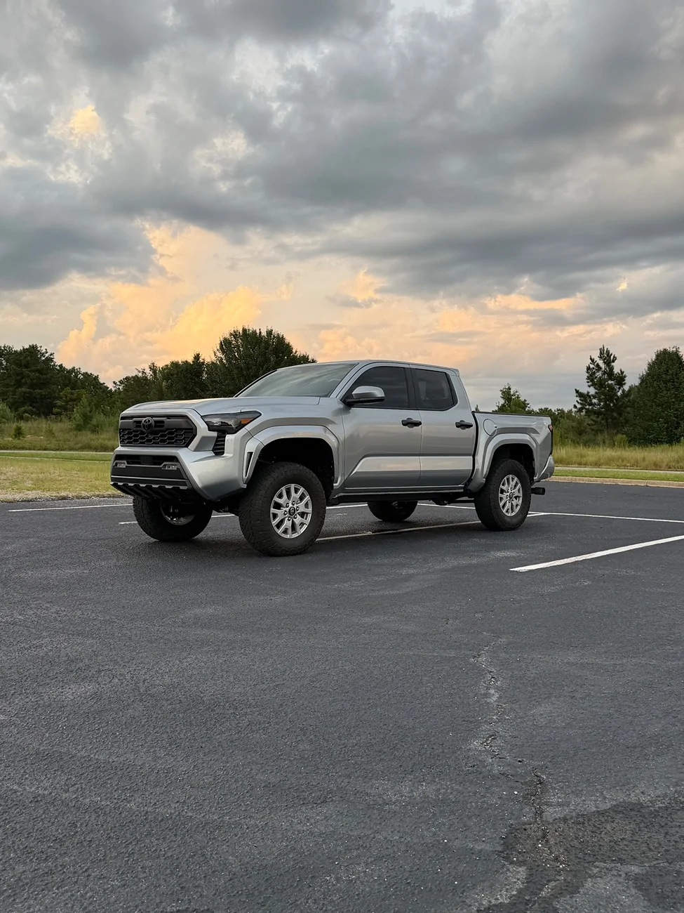 2024 Tacoma What did you do TO / WITH your 4th gen Tacoma today?! 👨‍🏭 🧰 📸 IMG_0981