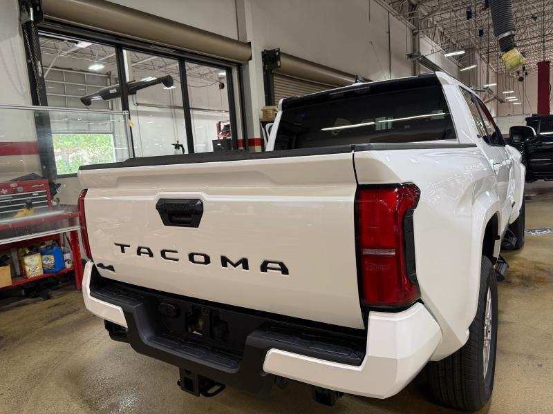 2024 Tacoma Need HELP with Accessories -- New 2026 Taco SR5 4x4 double owner 4B0C93729B39B514.JPG
