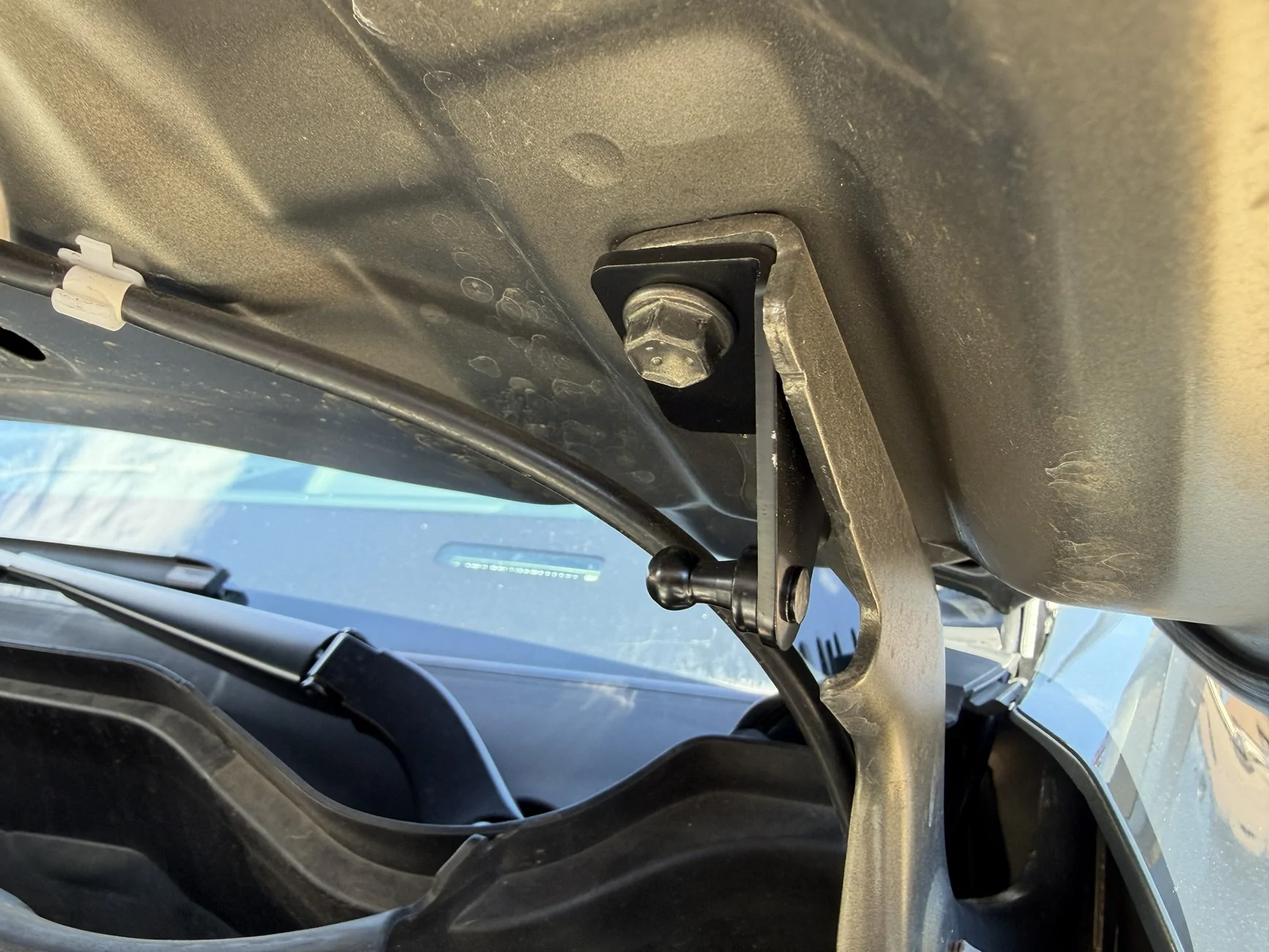 2024 Tacoma Mabett hood strut review Hood Strut1