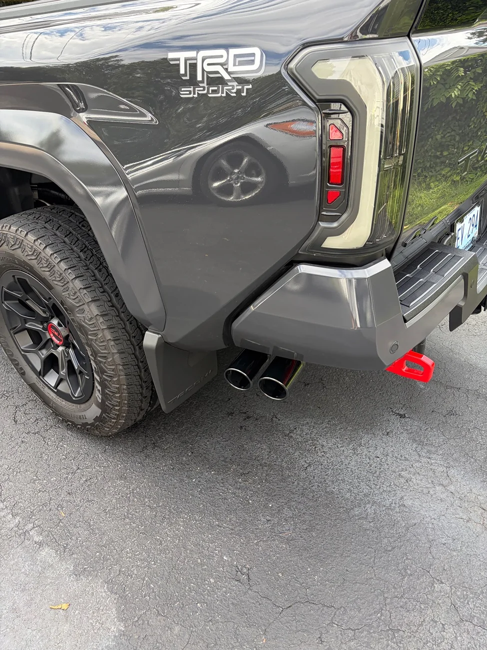 2024 Tacoma What did you do TO / WITH your 4th gen Tacoma today?! 👨‍🏭 🧰 📸 IMG_8020