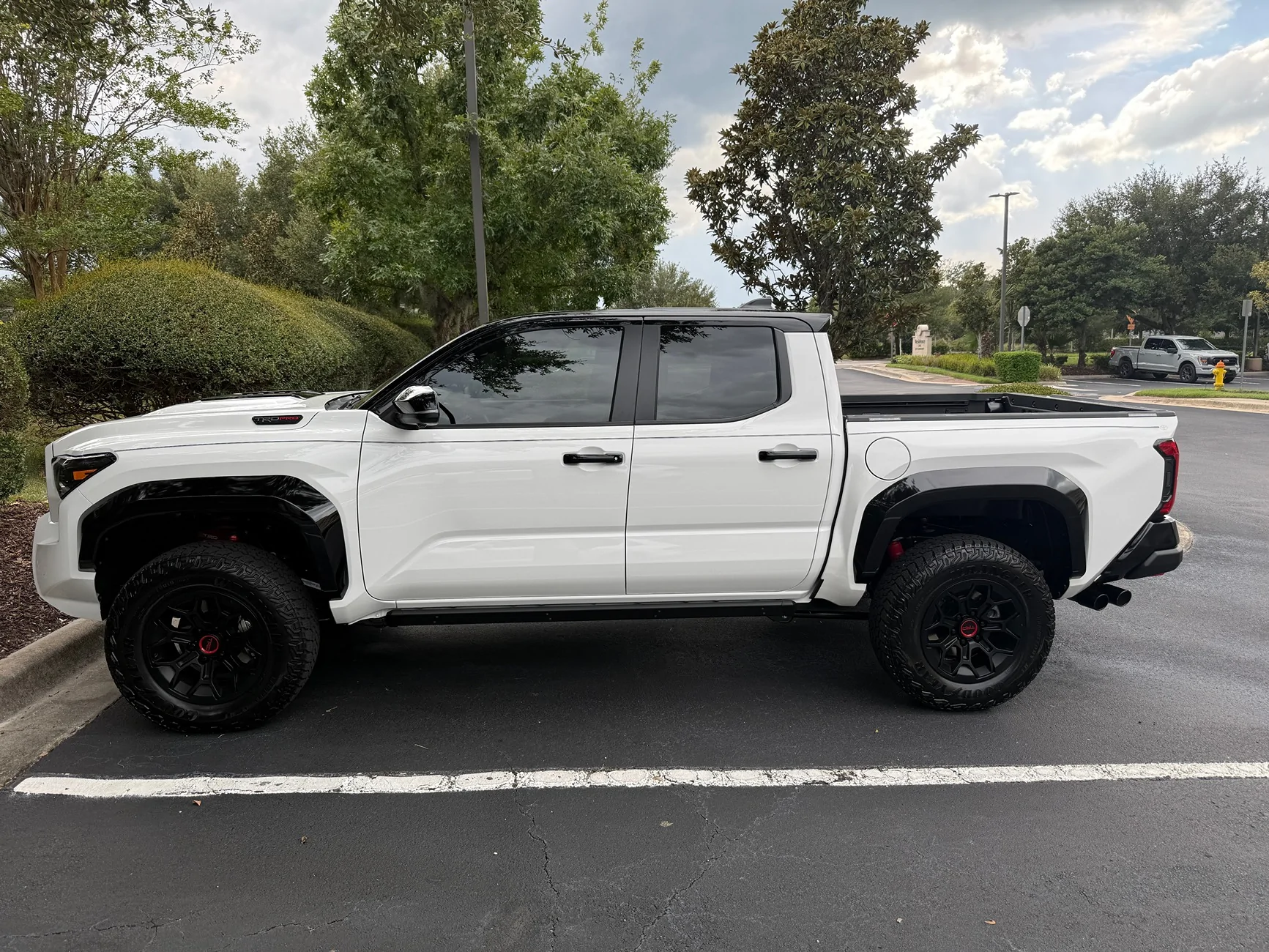 2024 Tacoma Why is Ice Cap color looks the best only in the TRD PRO trim ? TRD