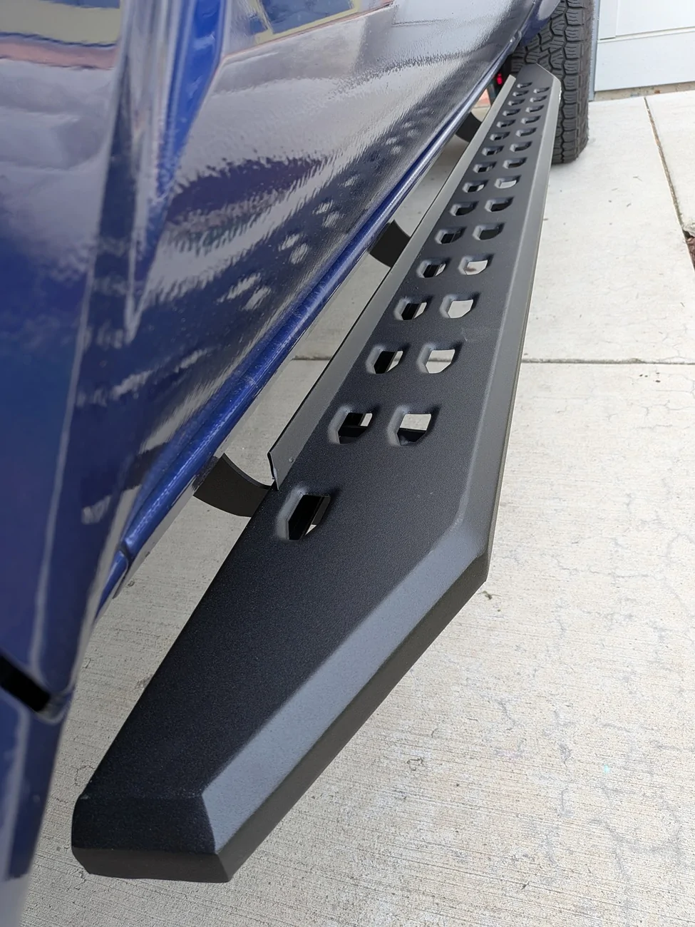 2024 Tacoma Go Rhino RB20 Slim Running boards PXL_20260911_161953194.MP