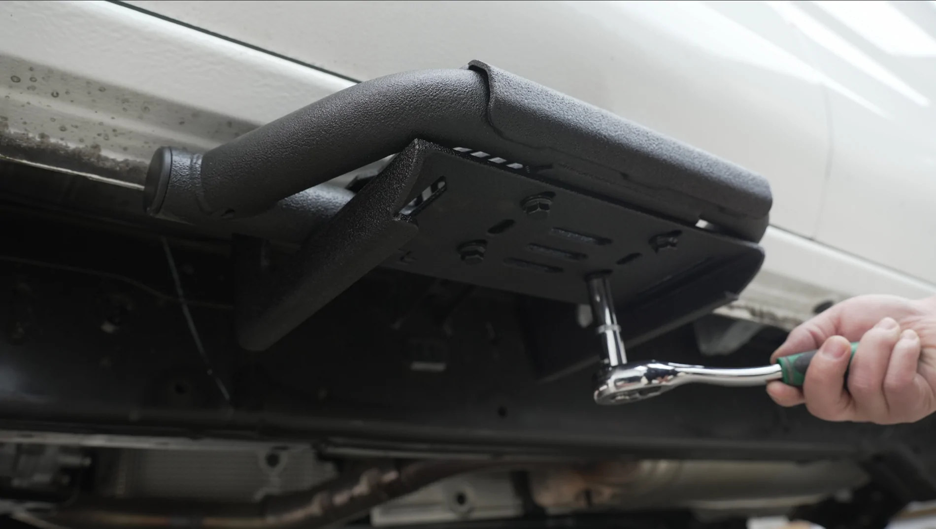 1790236469684-ay.webp