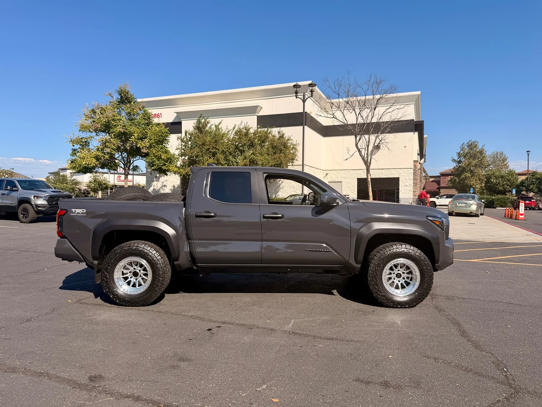 2024 Tacoma Best wheel color for Underground 4th Gen Tacoma IMG_7597